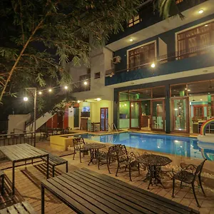 Summer Side *** Negombo
