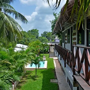 Casa Delia Downtown Zajazd Bacalar