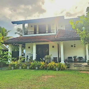 Nocleg ze śniadaniem Bivora, Negombo